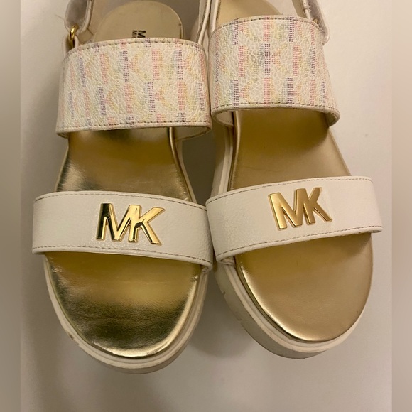 -Michael Kors slides - Picture 1 of 4